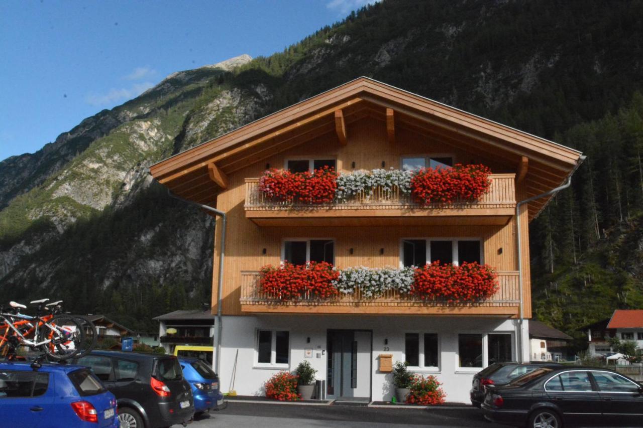 Pension Alpenblick Steeg Bagian luar foto